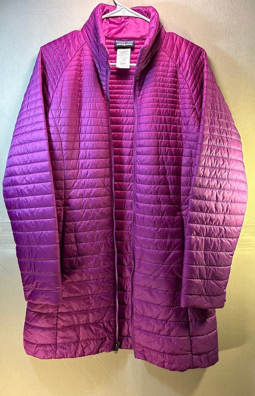 Patagonia liner from the Vosque Parka. Purple Women's Large
